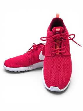 Nike Roshe Run Roshe One Women's Size 7.5 Fusion Red White Mesh Sneakers